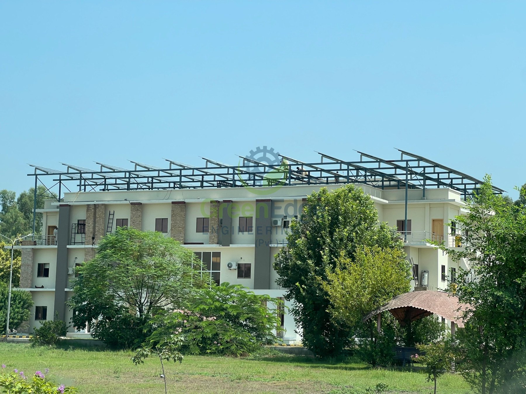 Campus building and solar mounting structure